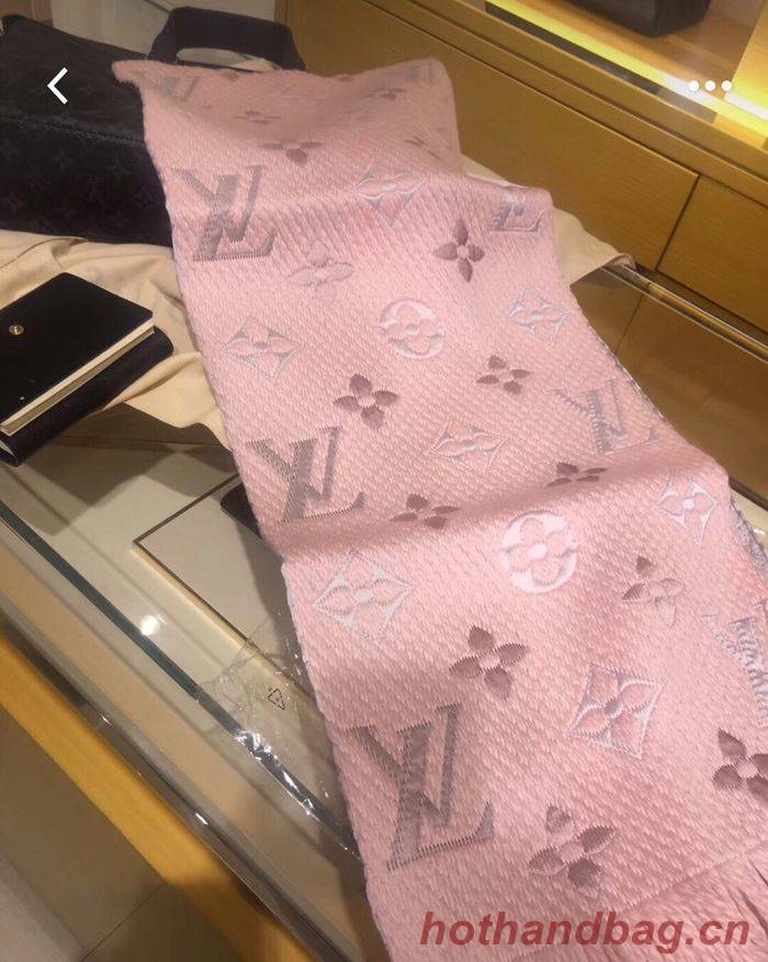 Louis Vuitton Scarf LV00154